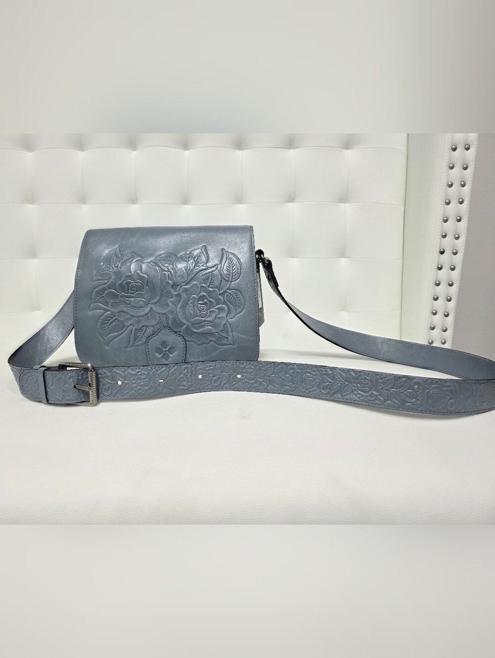 💙 Patricia Nash Ilina Floral Leather Crossbody
